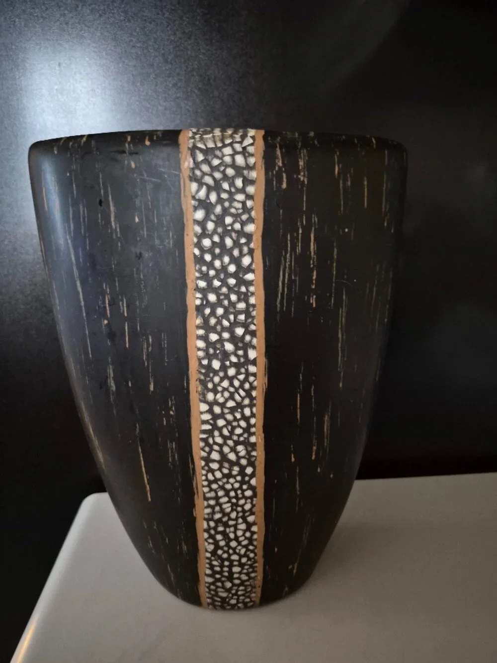 DECORATIVE VASE TEXTURED BLACK BODY INLAID STONE 12 1/2